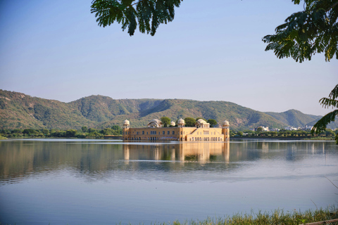 Jaipur: Private Full-Day Sightseeing Tour with Guide All Inclusive Tour with Monument Fees and Lunch