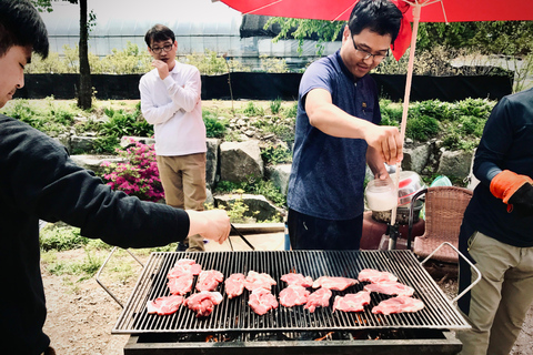 Seoul: Koreanisches BBQ-Erlebnis auf einem Rooftop