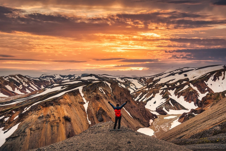 Reykjavik: Landmannalaugar 4x4 Minibus & Hot Spring Tour