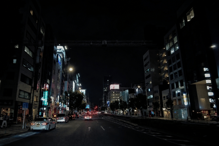 Tokyo : Ghost and Dark Tales, Urban Legends & Cemetery Night