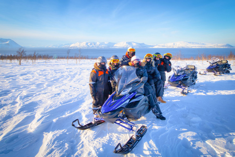 Z Tromsø: Lyngen Alps Wycieczka z przewodnikiem na skuterach śnieżnych