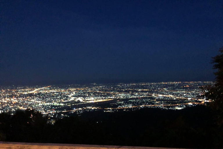 Wat Phra That Doi Suthep e Wat Pha lat Tour noturno com guia