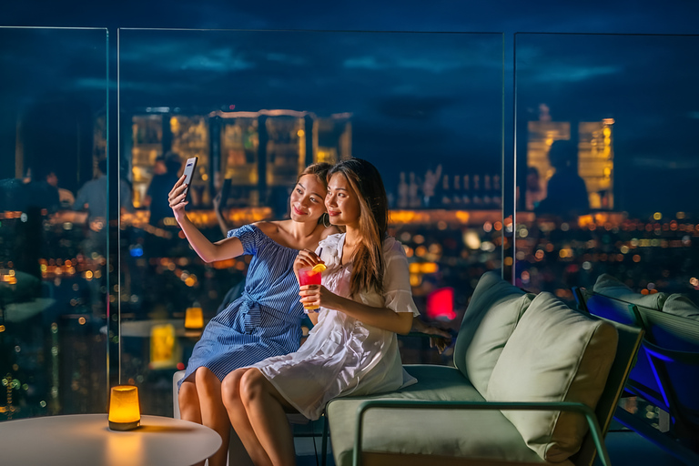 Bangkok: Mahanakhon SkyWalk Observation Deck Entry Ticket Sunset: Ticket, Photo, Coupon, Skyverse. Last Entry 6:30 PM