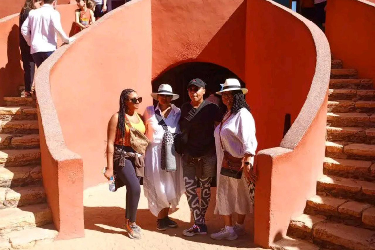 Saly: Dakar City and Goree Island Tour with Pickup