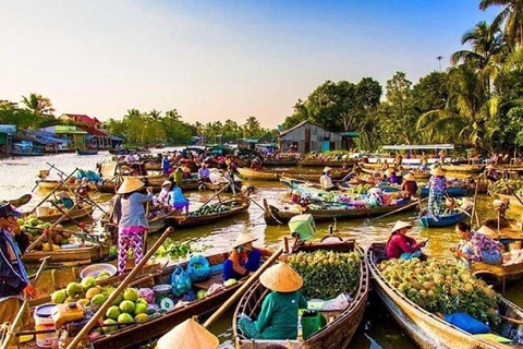 Scenic Vietnam Highlights: Coastal Towns, Culture & Bays
