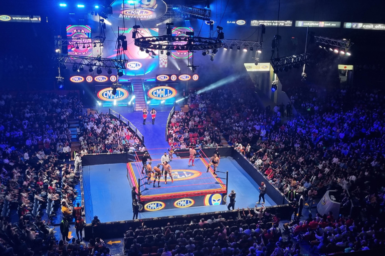 CDMX : visite guidée sur le thème de la lutte libre, du mezcal, de la tequila et spectacle en directVisite de l'Arena México (disponible les mardis, vendredis et dimanches)