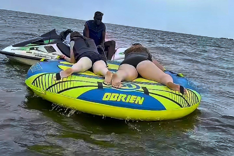 Entebbe: Botanical Gardens & Lake Victoria Water Sports Tour
