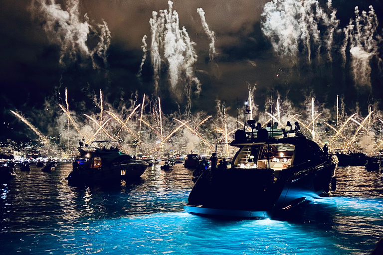 Cannes: Luxury Yacht Cruise to Lerins Islands Cannes: Luxury Yacht Cruise to Lerins Islands - 4H