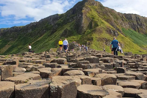 Giant's Causeway Private Tour by Five Star Luxury Transfers