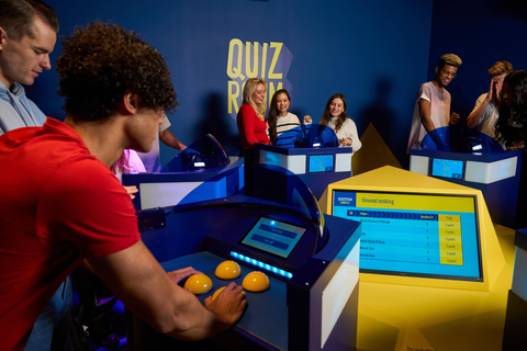 Lyon: Quiz Room - Experience a team TV game!