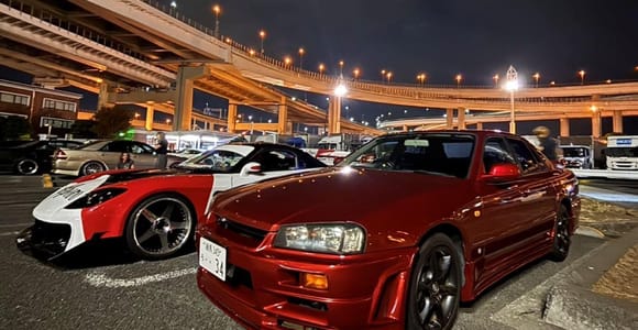 Tokio: Private JDM R34 Skyline-Fahrt & Daikoku PA Car Meet