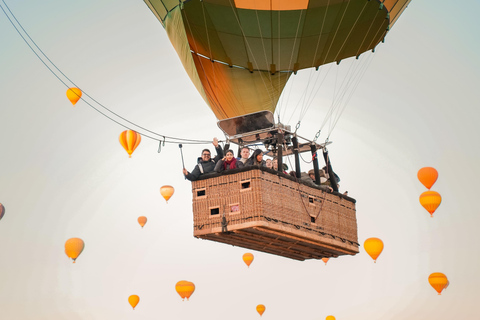 Marrakech: Hot Air Balloon Ride, rooftop view & Drone Video Sunrise Balloon Flight + Drone Video
