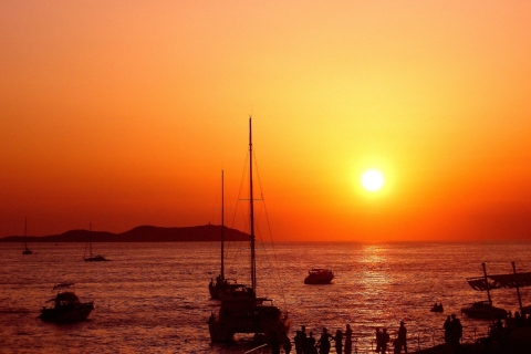 Ibiza: Sunset Boat Tour with Music, Tapas & Premium Open Bar Ibiza: Sunset Cruise with Food and Beverage Inclusive