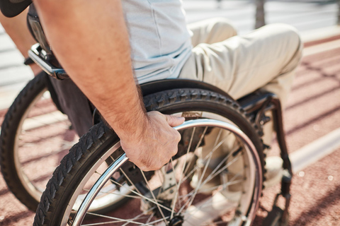 Wheelchair-Frendly Private Louvre Tour – Stress-Free & Easy Private Wheelchair Tour with Hotel Pickup