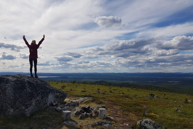 Saariselkä: Hiking Day with Lunch in Kiilopää