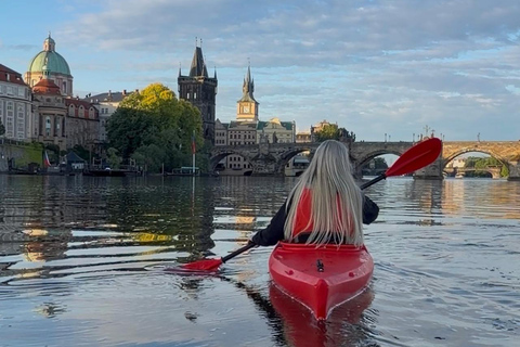 Prague: Charles Bridge & Hidden Canals Kayak Tour