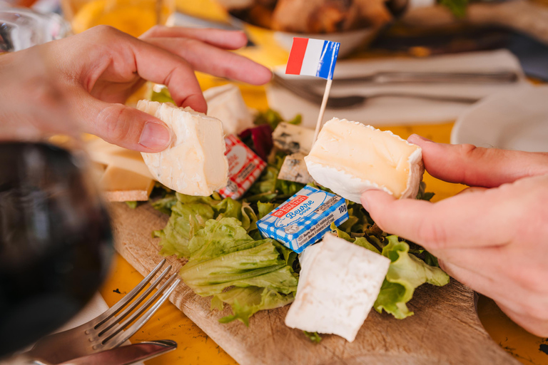 Paris: Latin Quarter Traditional Food Tour with Full Meal