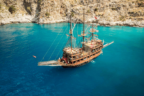 Antalya: Boat Cruise with Lunch, Foam Party, and DJ