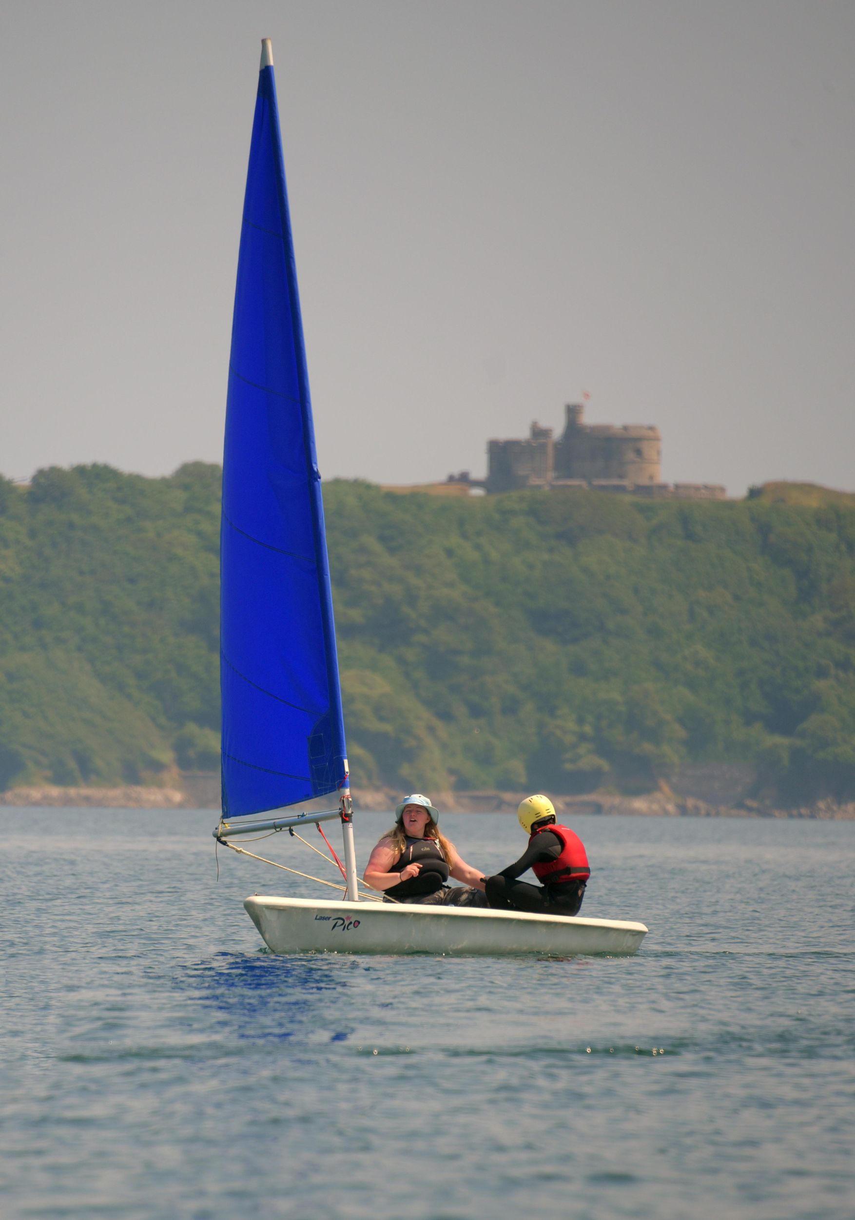 Falmouth: Verleih von Segeljollen (Pico)