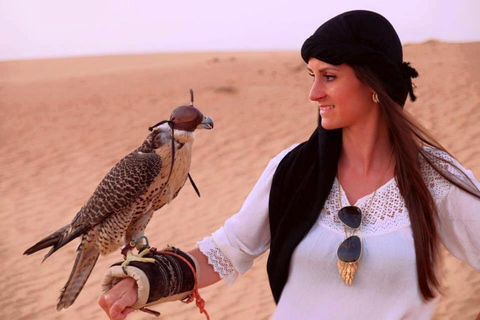 Doha: VIP Private Desert Safari, Arabic Costume & Camel Ride