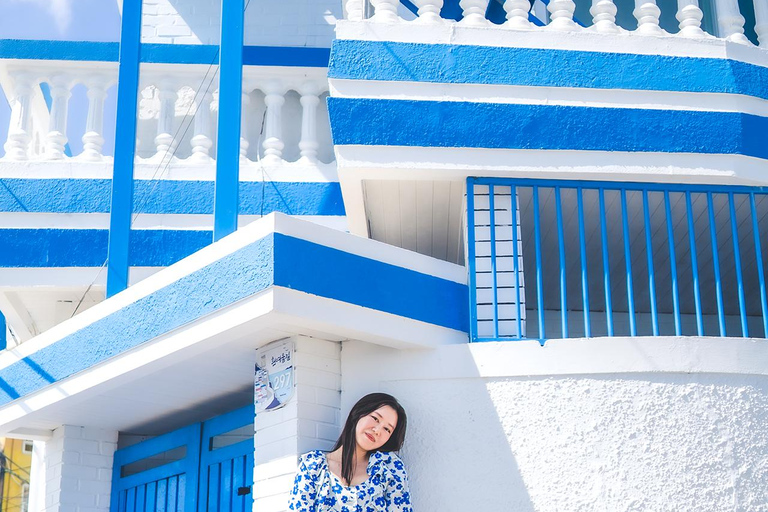 Busan: Private Photography Walk at Huinnyeoul Village