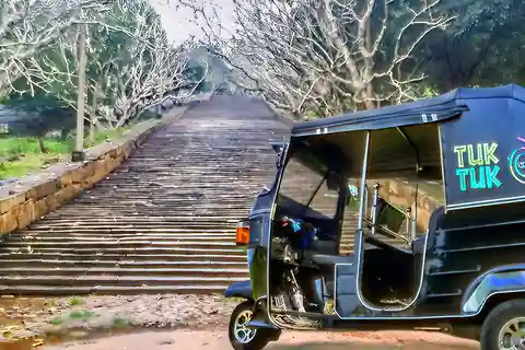 Tuk Tuk tour to Mihintale at Anuradhapura
