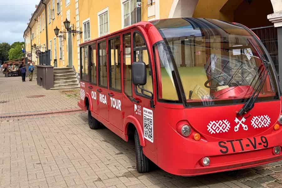 Riga: Private Altstadt-Tour mit dem E-Bus und Audioguide. Foto: GetYourGuide