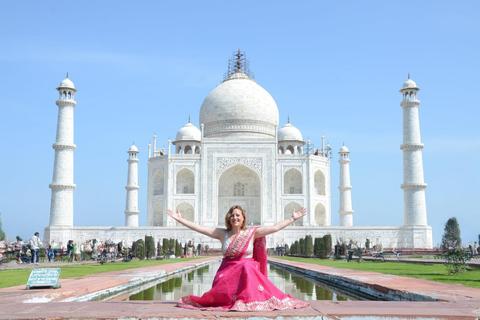 Taj Mahal Instagram Photography Tour w/ Expert Photographer Expert Guide cum Photographer and Taj Mahal Entry Tickets