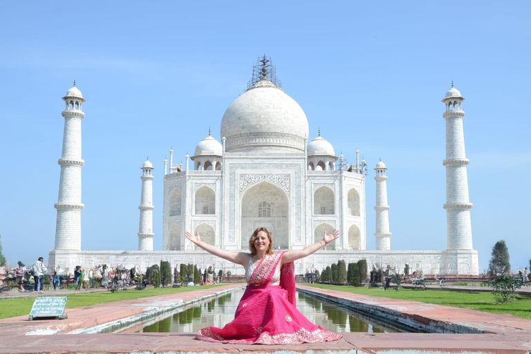 Taj Mahal Instagram Photography Tour w/ Expert Photographer Expert Guide cum Photographer and Taj Mahal Entry Tickets