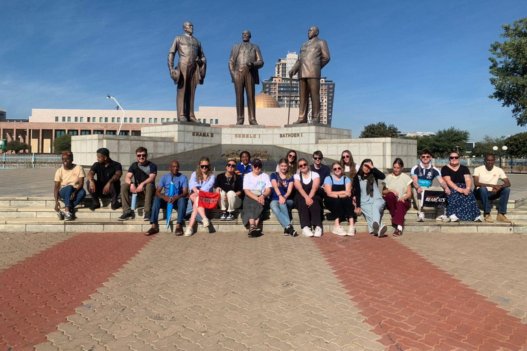 Mehrtägige Tour ab Gaborone: 2 Tage Stadt- und Dorferlebnis