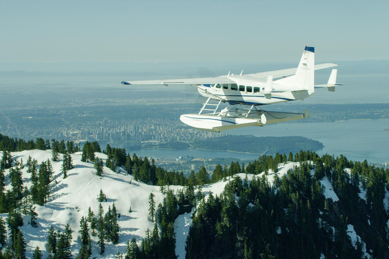 Vancouver: Coastal Mountain Scenic Flight Experience