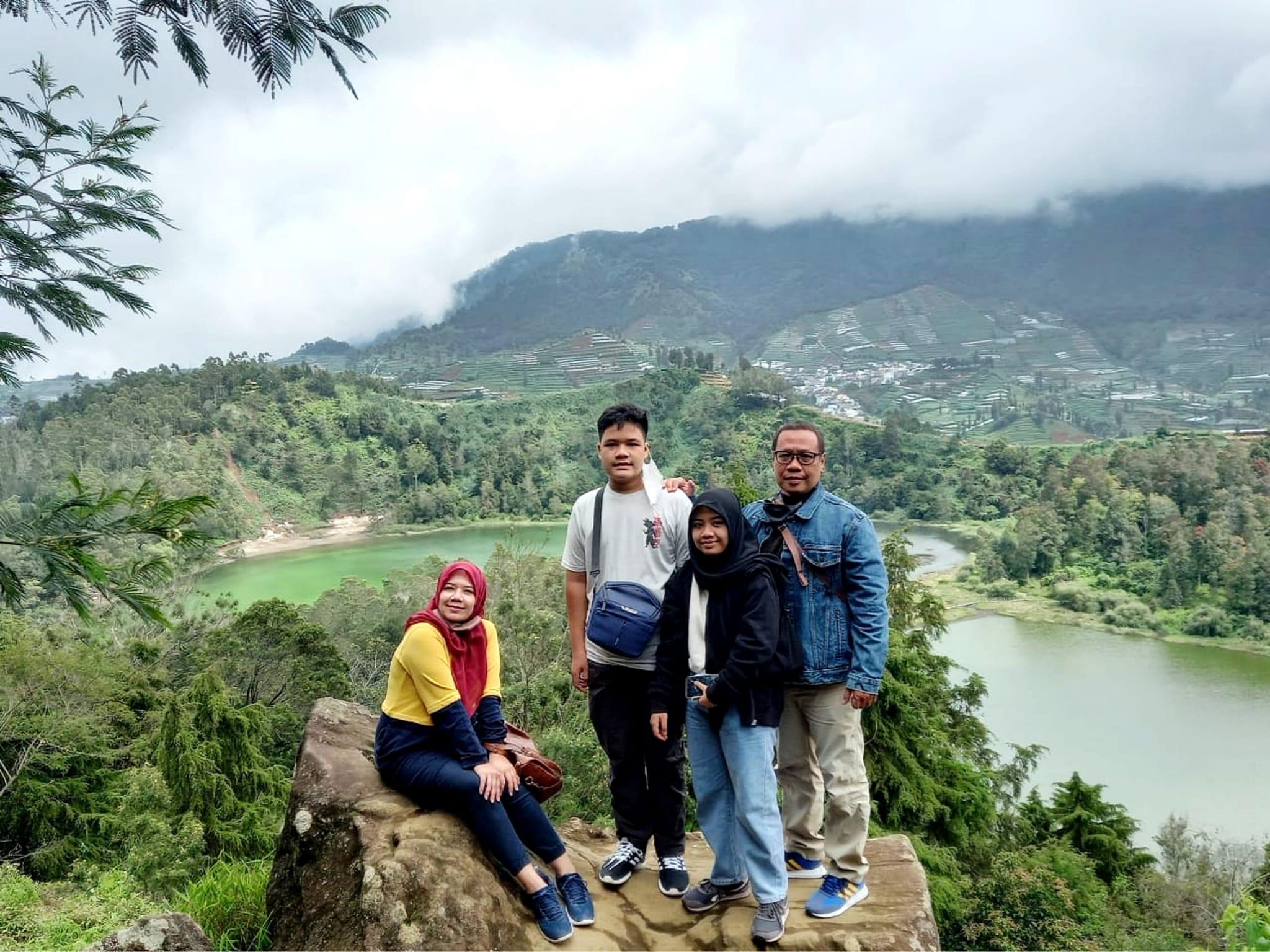 VON SEMARANG AUS: AUSFLUG ZUM DIENG SONNENAUFGANG/KRATER/FARBENSEEBLICK