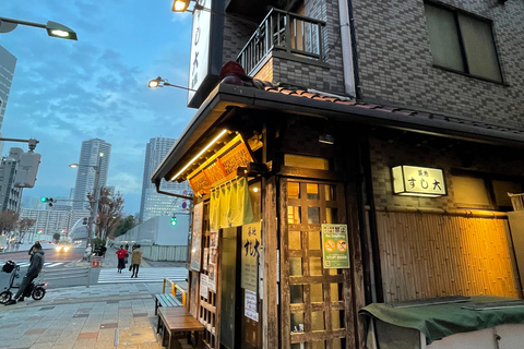 جولة سيرًا على الأقدام في سوق تسوكيجي للأسماك القديم