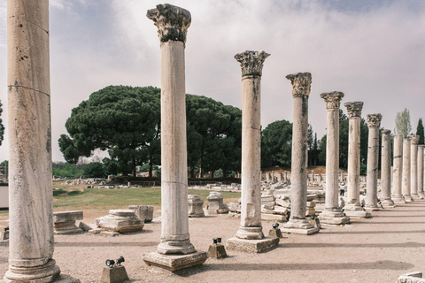 From Istanbul: 2-Day Ephesus & Pamukkale Tour with Flights