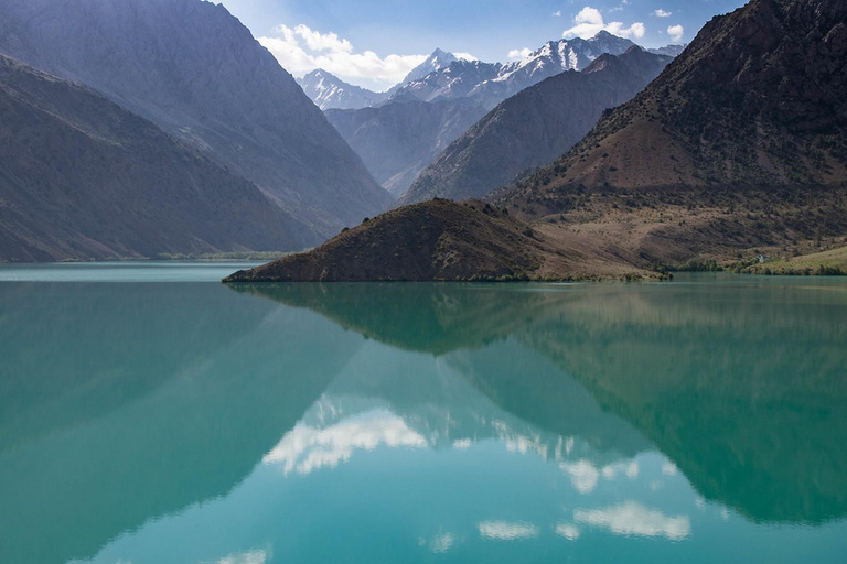 Dushanbe: Iskanderkul Lake with Scenic Drive Private tour