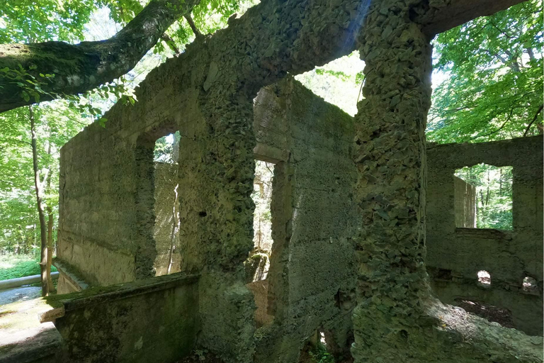 Zagreb: Urbex Adventure – Abandoned Sanatorium + Forest Hike