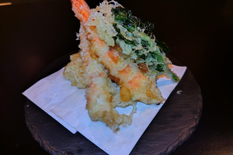 Osaka: Family Sushi and Tempura Cooking Class