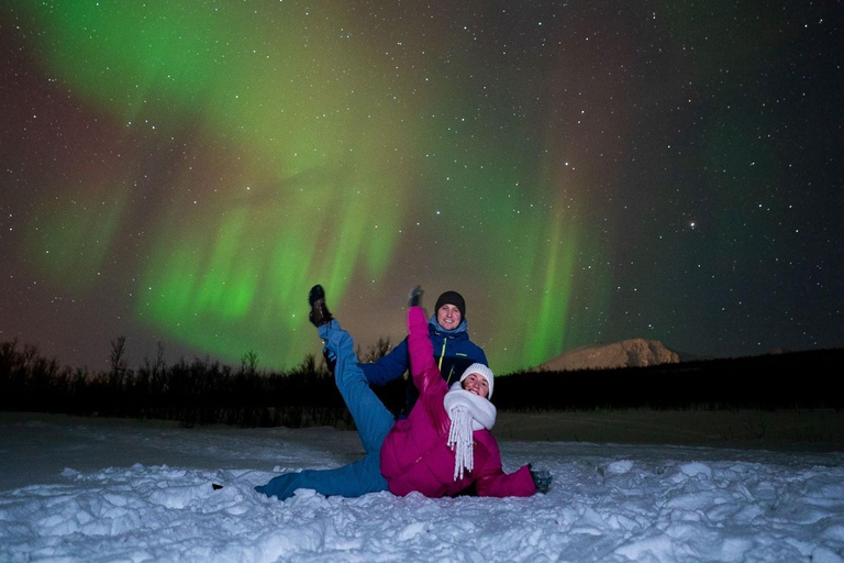 Tromsø: Safari en moto de nieve con estancia en Aurora Crystal Lavvo