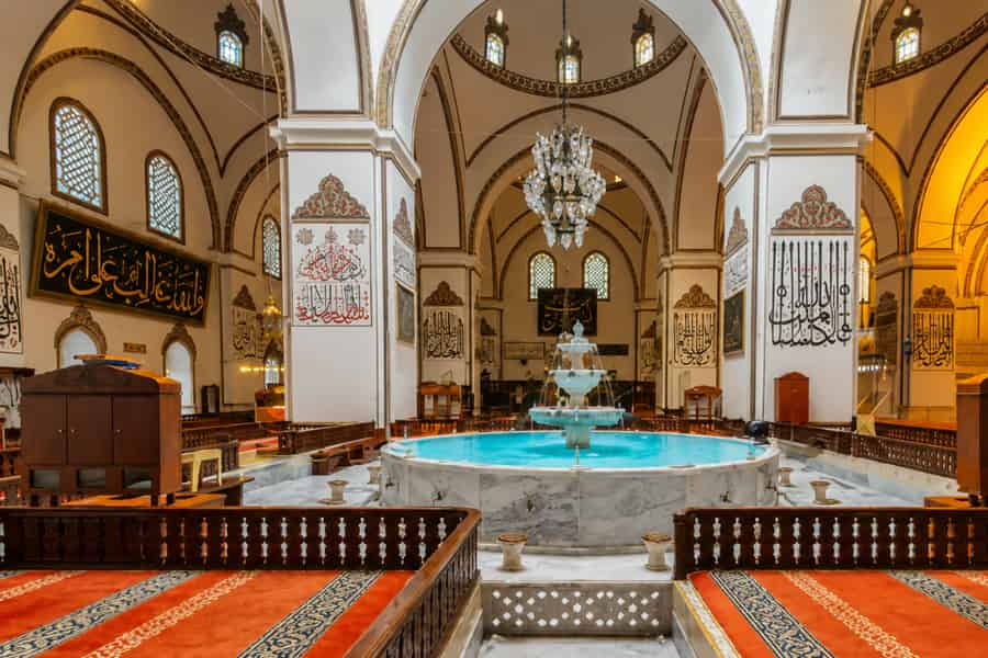 Istanbul: Bursa, Große Moschee, Osman-Gazi-Grabmal & Seilbahn. Foto: GetYourGuide Istanbul: Bursa, Große Moschee, Osman-Gazi-Grabmal & Seilbahn. Foto: GetYourGuide