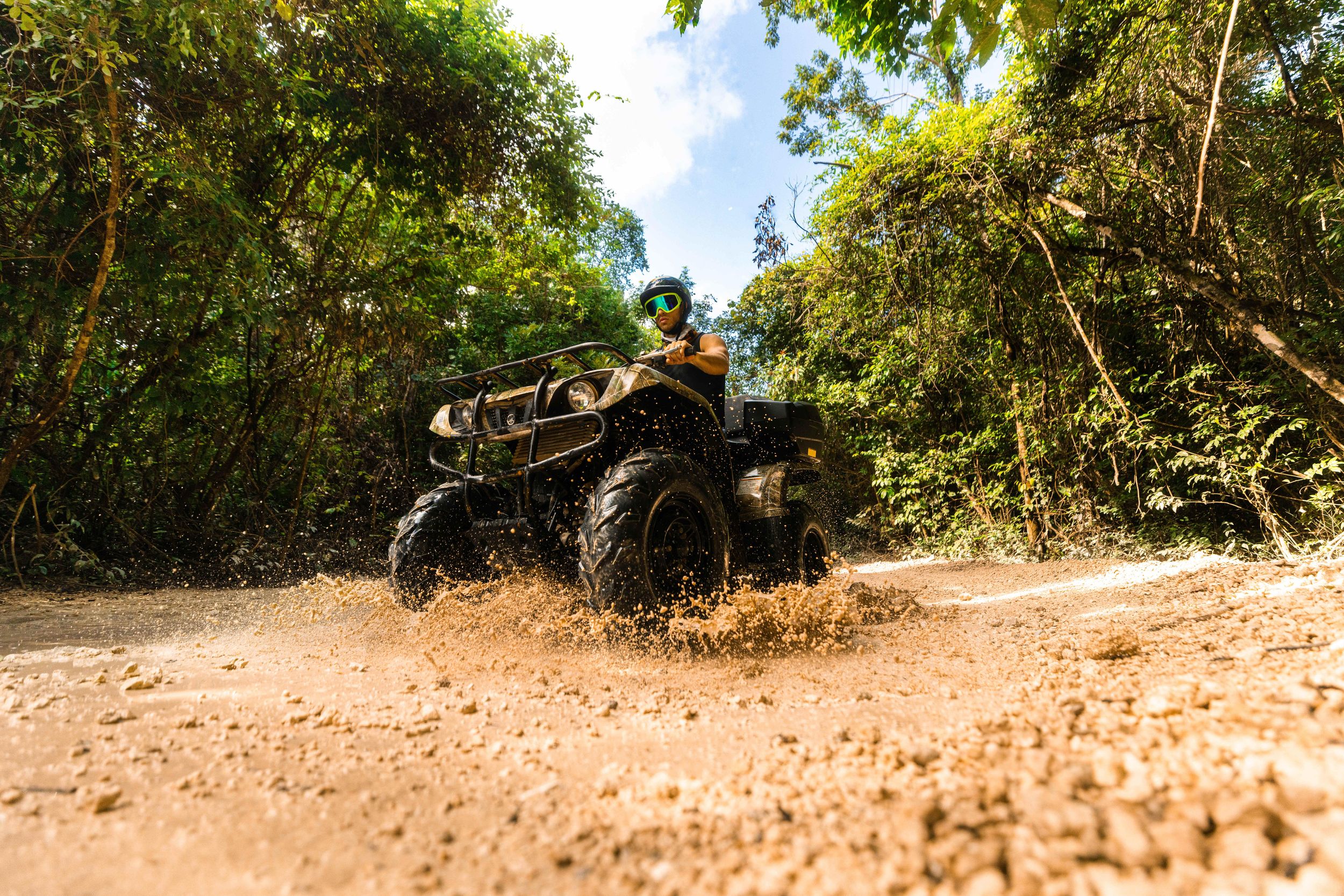 Cancun: Dschungel ATV Tour, Ziplining und Schwimmen in der Cenote