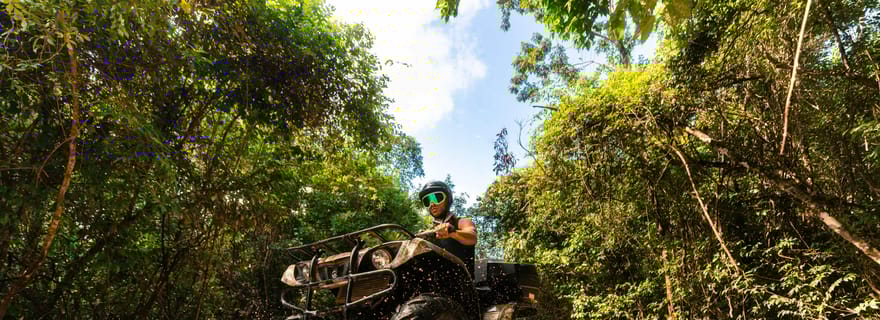 Cancun : Excursion en quad dans la jungle, descente en tyrolienne et baignade dans un cénote