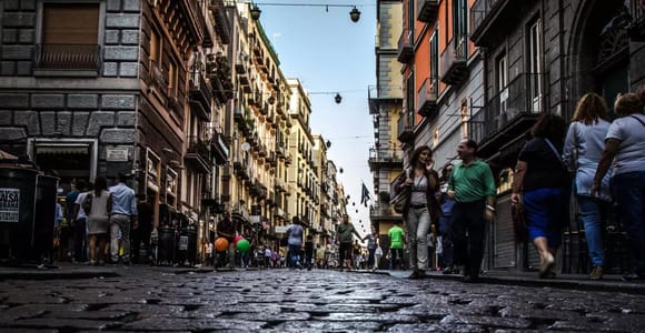 Naples: Spanish Quarter Art, History & Culture Walking Tour