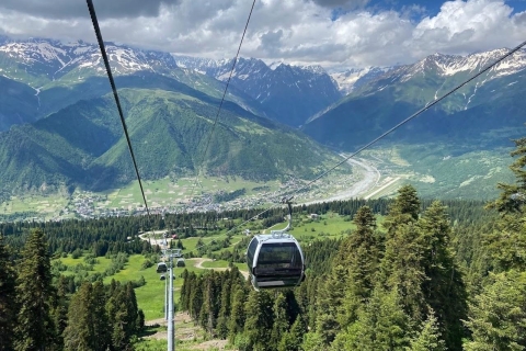 Oberer Svaneti. Die Perle des KaukasusgebirgesPrivate Tour auf Englisch, Deutsch oder Russisch