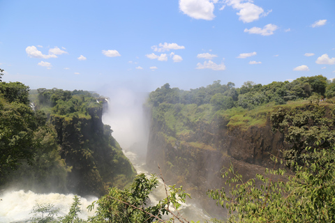 Tour privado de las cataratas Victoria con almuerzo y vuelo en helicóptero