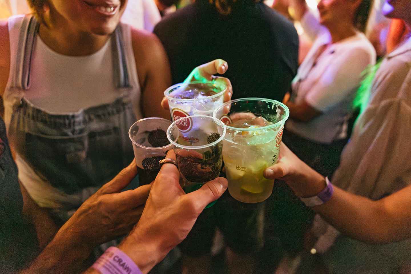 Lisbonne : Tournée des bars avec accès VIP et boissons