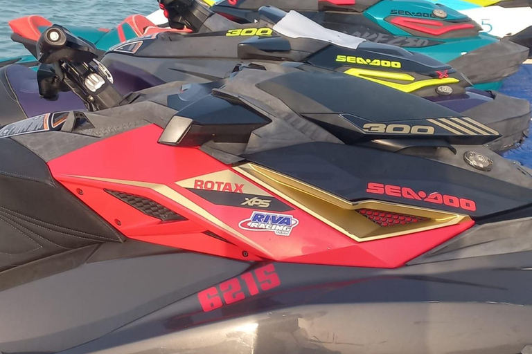 Doha: Jet Ski Ride from Katara Beach to Safliya & The Pearl 30-Minute Jet Ski Ride