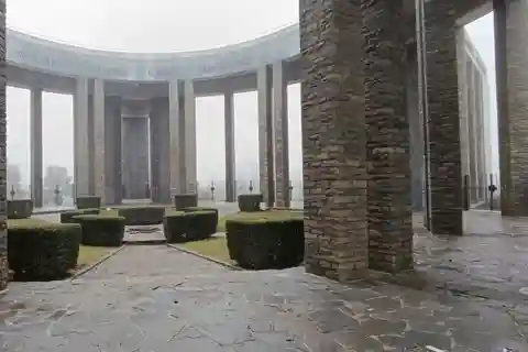 Au départ de Bruxelles : Visite privée des champs de bataille de Bastogne et des Ardennes