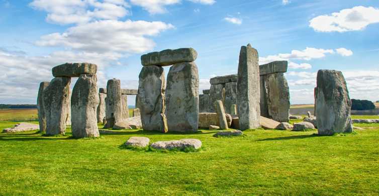 London: Windsor, Oxford, and Stonehenge Tour | GetYourGuide