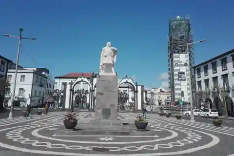 Ponta Delgada: Historischer Rundgang