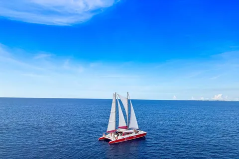 Morning Sail to Boca Catalina with BBQ Lunch